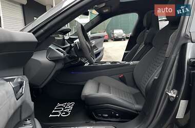 Лифтбек Audi e-tron GT 2021 в 