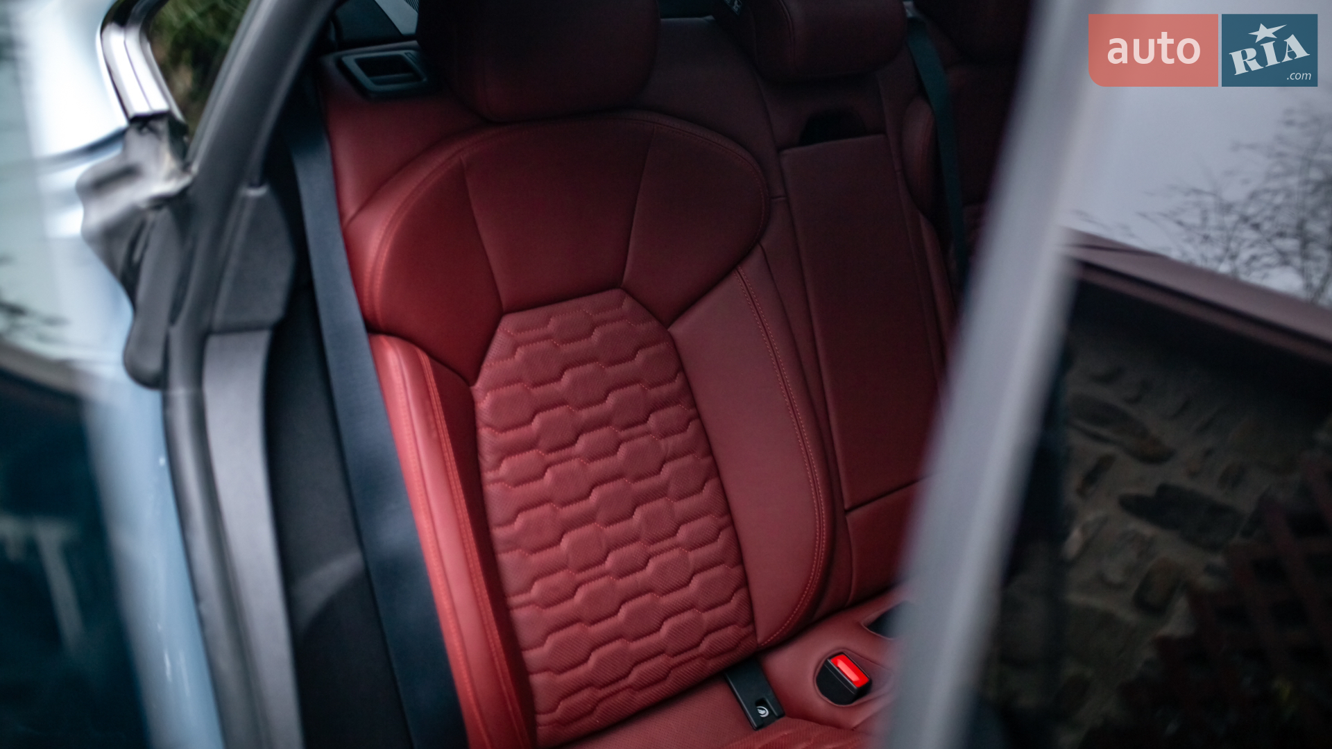 2021 Audi e-tron GT - мініатюра 37