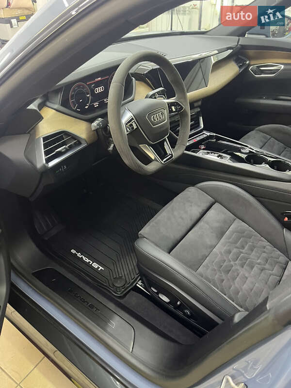 Ліфтбек Audi e-tron GT 2022 в Дніпрі