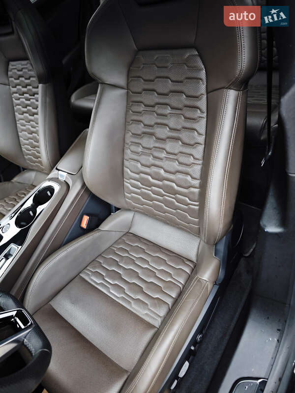 Лифтбек Audi e-tron GT 2021 в Черновцах фото 16 Лифтбек Audi e-tron GT 2021 в Черновцах