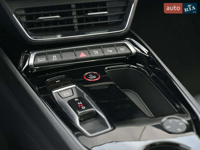 Лифтбек Audi e-tron GT 2021 в Луцке