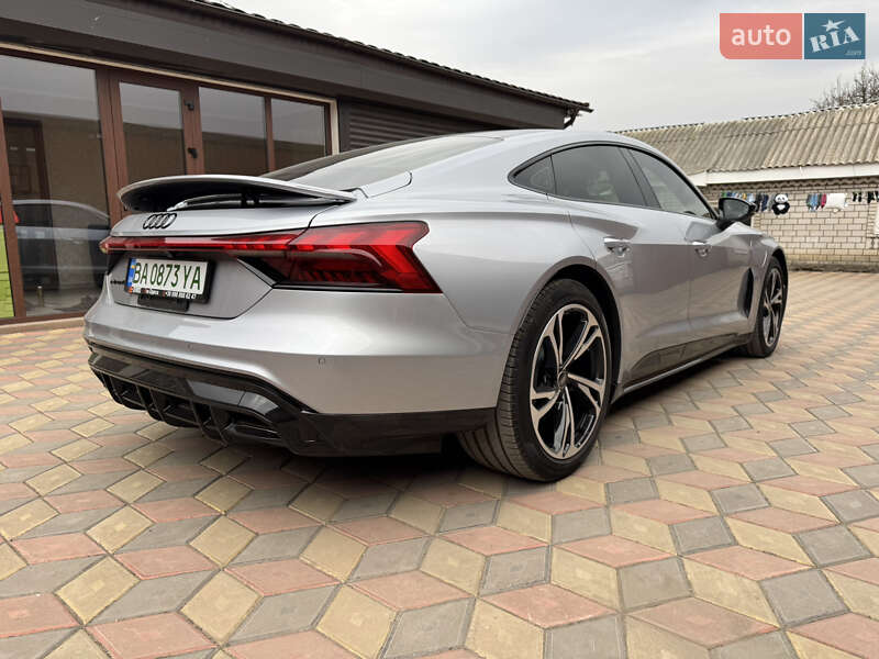 Лифтбек Audi e-tron GT 2023 в Кривом Озере