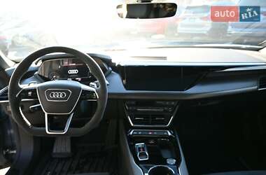 Лифтбек Audi e-tron GT 2022 в 