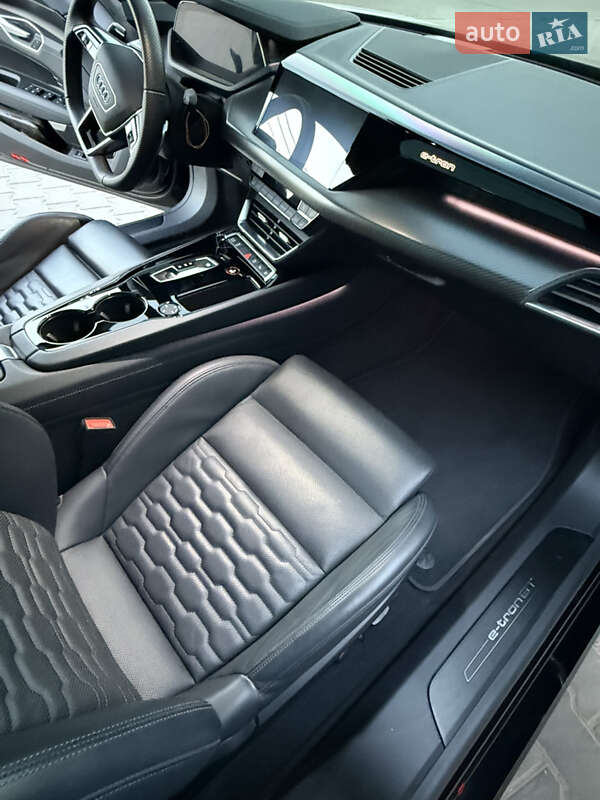 Лифтбек Audi e-tron GT 2023 в Кривом Роге