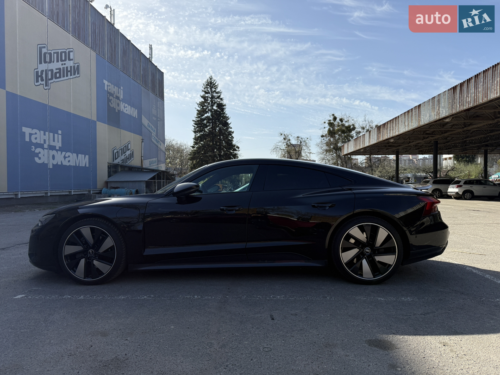 2021 Audi e-tron GT - мініатюра 22