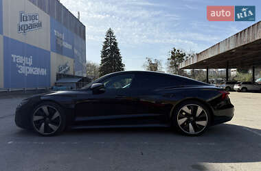 Лифтбек Audi e-tron GT 2021 в 