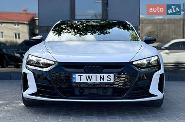 Лифтбек Audi e-tron GT 2022 в 
