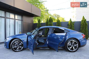 Лифтбек Audi e-tron GT 2022 в 