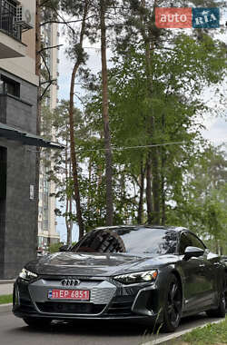 Ліфтбек Audi e-tron GT 2022 в 