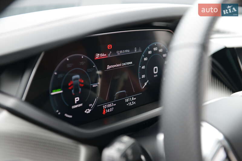 Лифтбек Audi e-tron GT 2021 в Мукачево