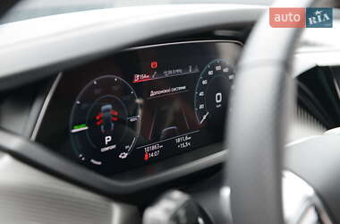Ліфтбек Audi e-tron GT 2021 в 