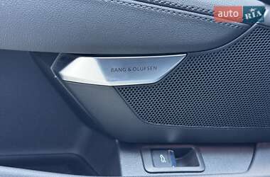 Лифтбек Audi e-tron GT 2022 в 