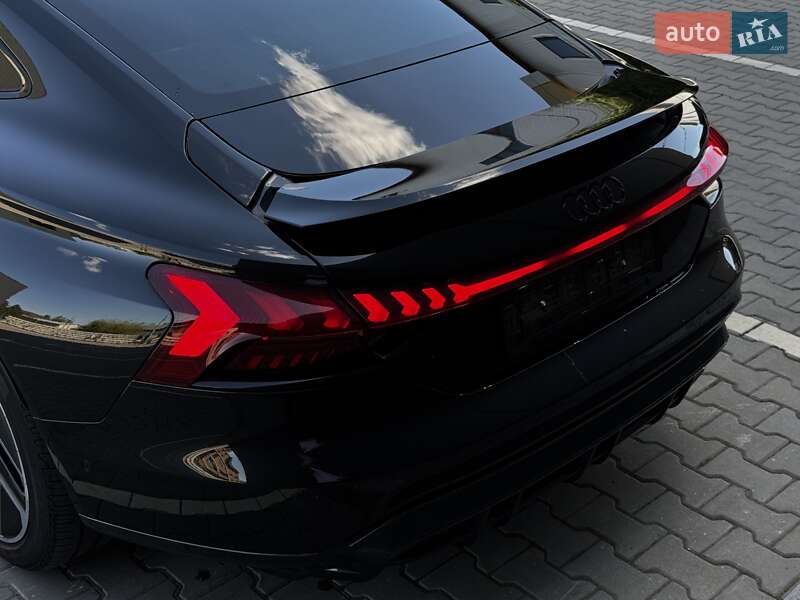 Лифтбек Audi e-tron GT 2022 в Черновцах