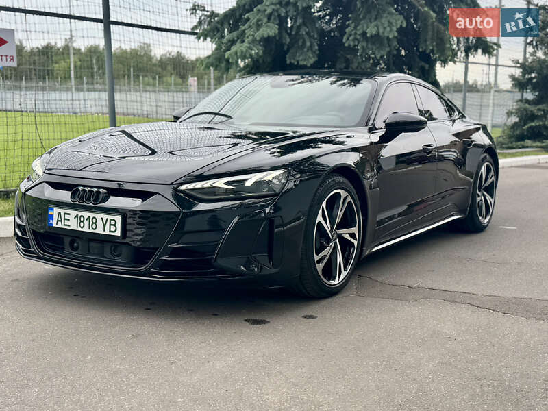 Лифтбек Audi e-tron GT 2024 в Киеве