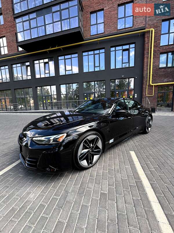 Ліфтбек Audi e-tron GT 2022 в Полтаві