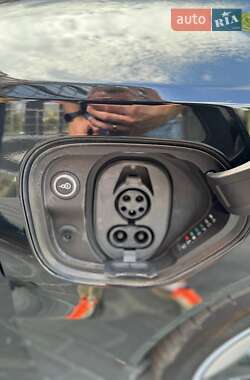 Лифтбек Audi e-tron GT 2022 в 