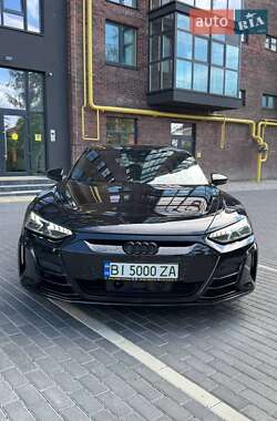 Лифтбек Audi e-tron GT 2022 в 
