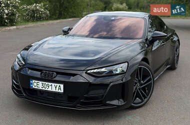 Лифтбек Audi e-tron GT 2023 в 