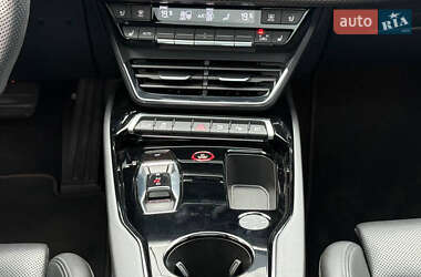 Лифтбек Audi e-tron GT 2023 в 