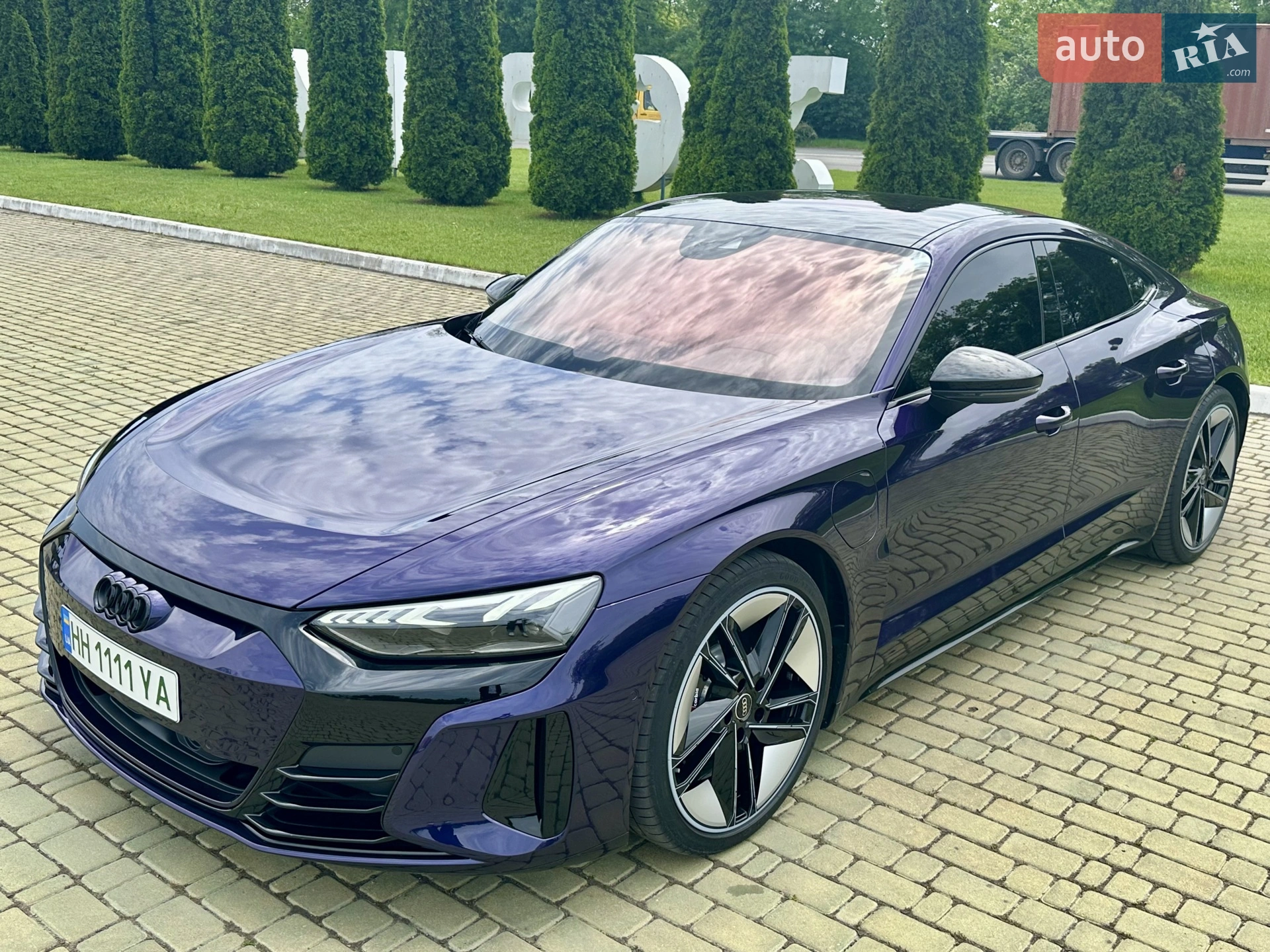 2024 Audi e-tron GT - мініатюра 12