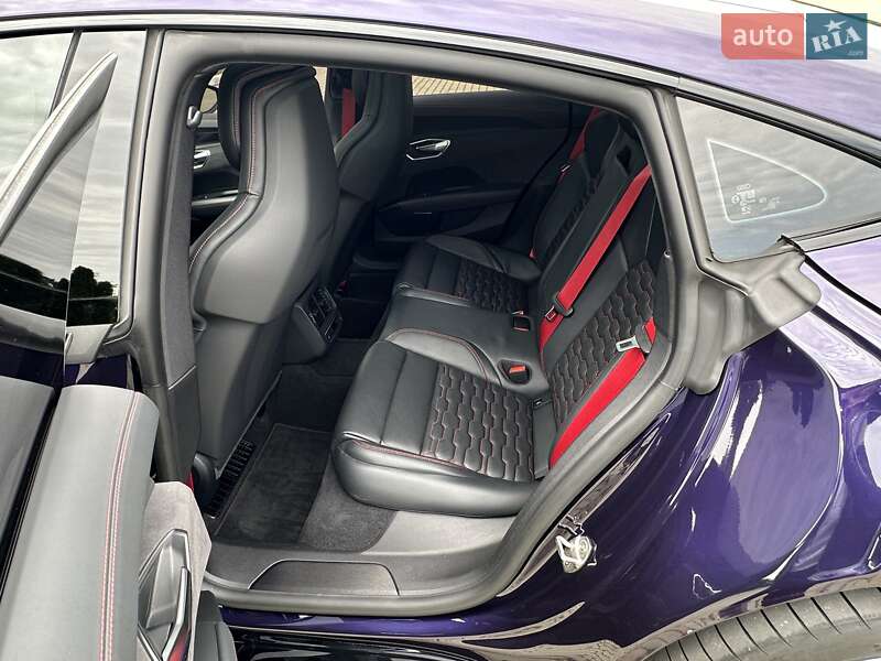 Лифтбек Audi e-tron GT 2024 в Одессе