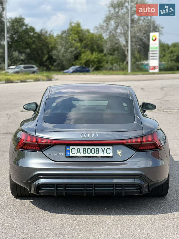 Лифтбек Audi e-tron GT 2021 в Киеве