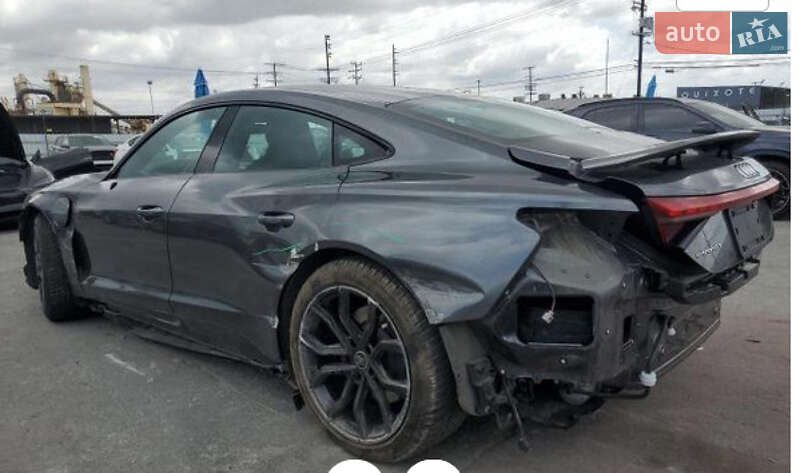 Лифтбек Audi e-tron GT 2022 в Стрые