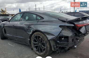 Лифтбек Audi e-tron GT 2022 в 