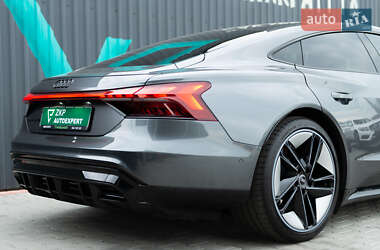 Лифтбек Audi e-tron GT 2021 в 