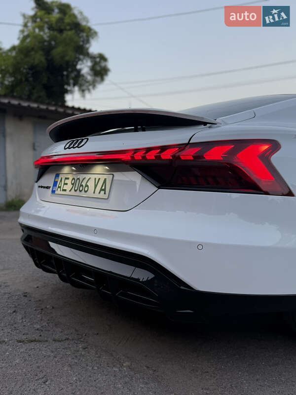 Ліфтбек Audi e-tron GT 2021 в Дніпрі