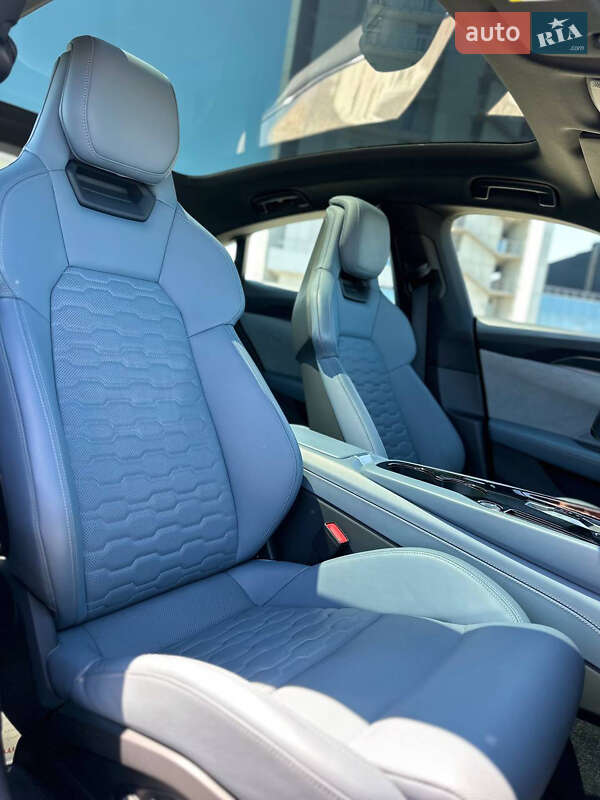 Ліфтбек Audi e-tron GT 2021 в Києві