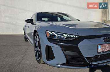 Лифтбек Audi e-tron GT 2021 в 