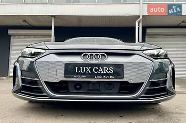 Ліфтбек Audi e-tron GT 2021 в 