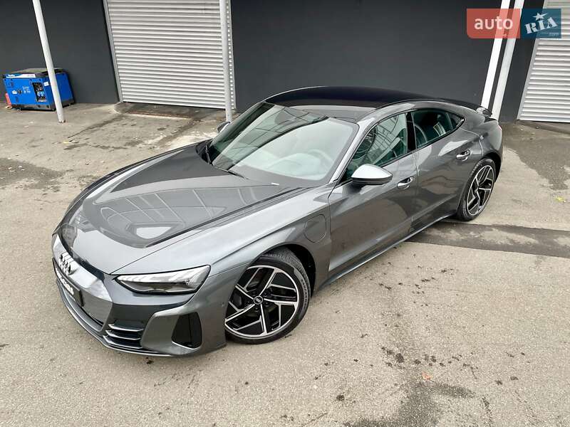 Лифтбек Audi e-tron GT 2021 в Киеве