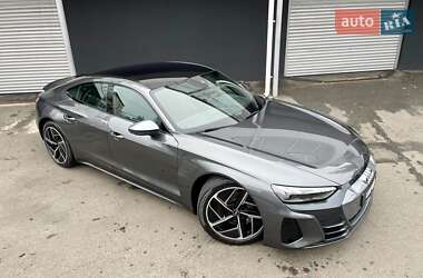 Ліфтбек Audi e-tron GT 2021 в 