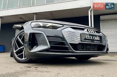 Ліфтбек Audi e-tron GT 2021 в 