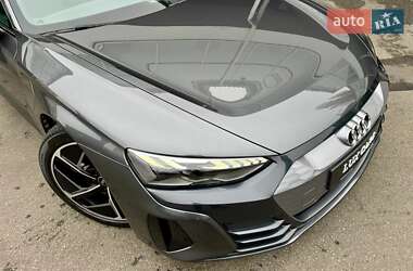 Ліфтбек Audi e-tron GT 2021 в 