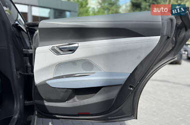 Лифтбек Audi e-tron GT 2022 в 