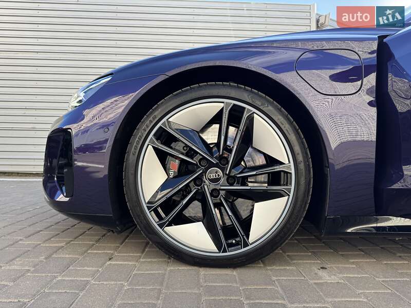 Купе Audi e-tron GT 2024 в Одесі