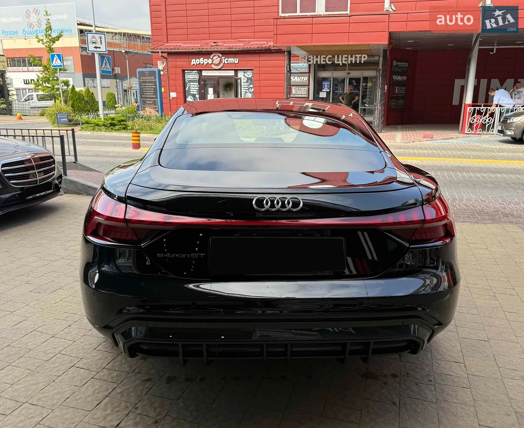 2022 Audi e-tron GT - мініатюра 3