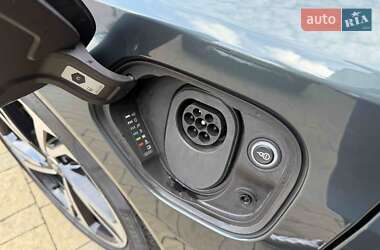 Ліфтбек Audi e-tron GT 2022 в 