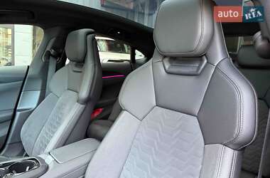 Ліфтбек Audi e-tron GT 2022 в 