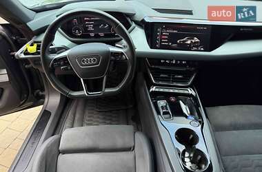 Ліфтбек Audi e-tron GT 2022 в 