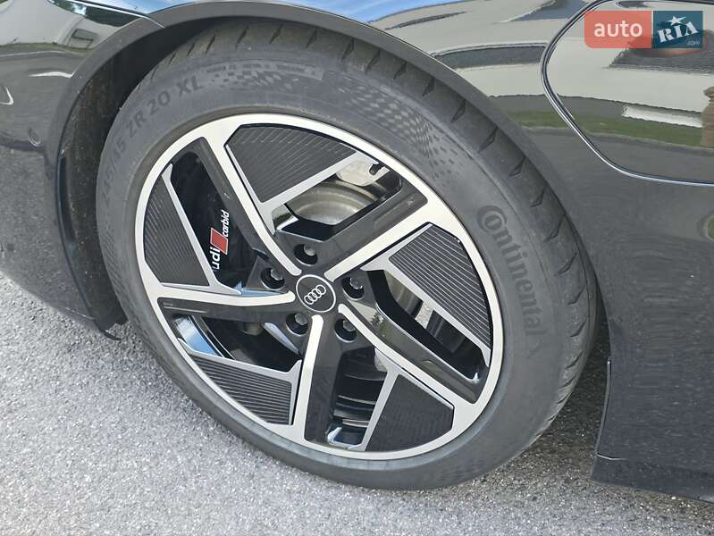Лифтбек Audi e-tron GT 2023 в Виннице