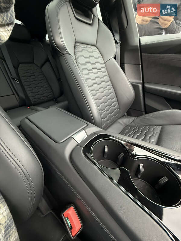 Лифтбек Audi e-tron GT 2021 в Тернополе