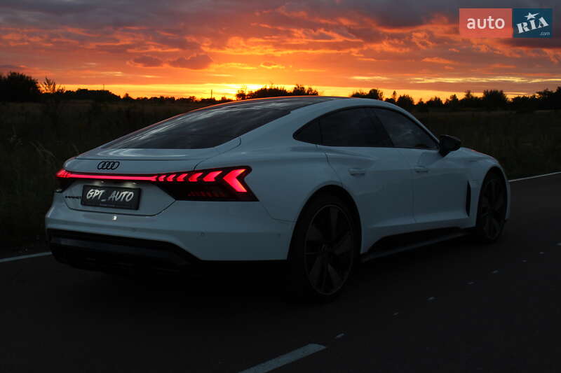Ліфтбек Audi e-tron GT 2021 в Києві