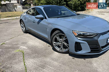 Лифтбек Audi e-tron GT 2022 в 