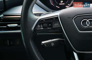 Ліфтбек Audi e-tron GT 2022 в 
