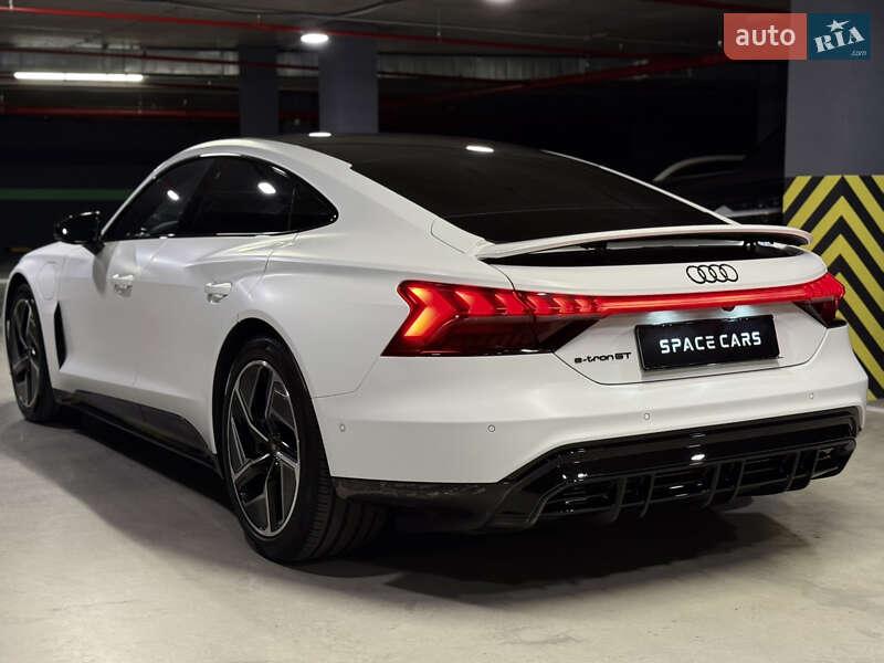 Ліфтбек Audi e-tron GT 2022 в Києві