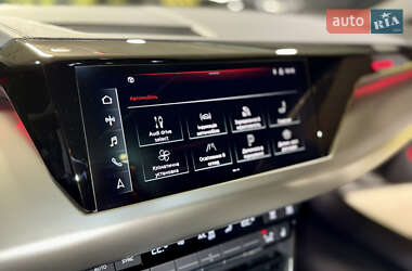 Лифтбек Audi e-tron GT 2022 в 